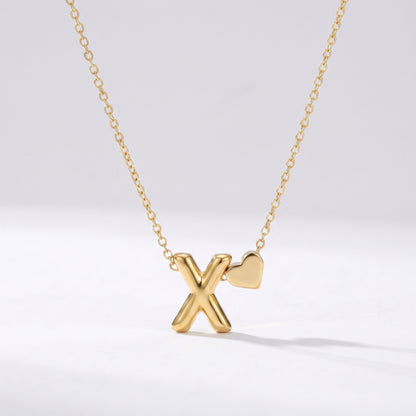 Collar letra X dorado con corazón, collar personalizado femenino en acero inoxidable resistente al agua.