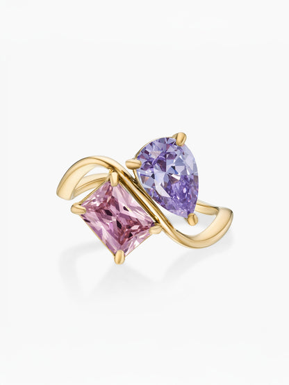 Anillo dos piedras Febrero-Amatista (pera) y Octubre-Turmalina Rosa (rectángulo) dorado