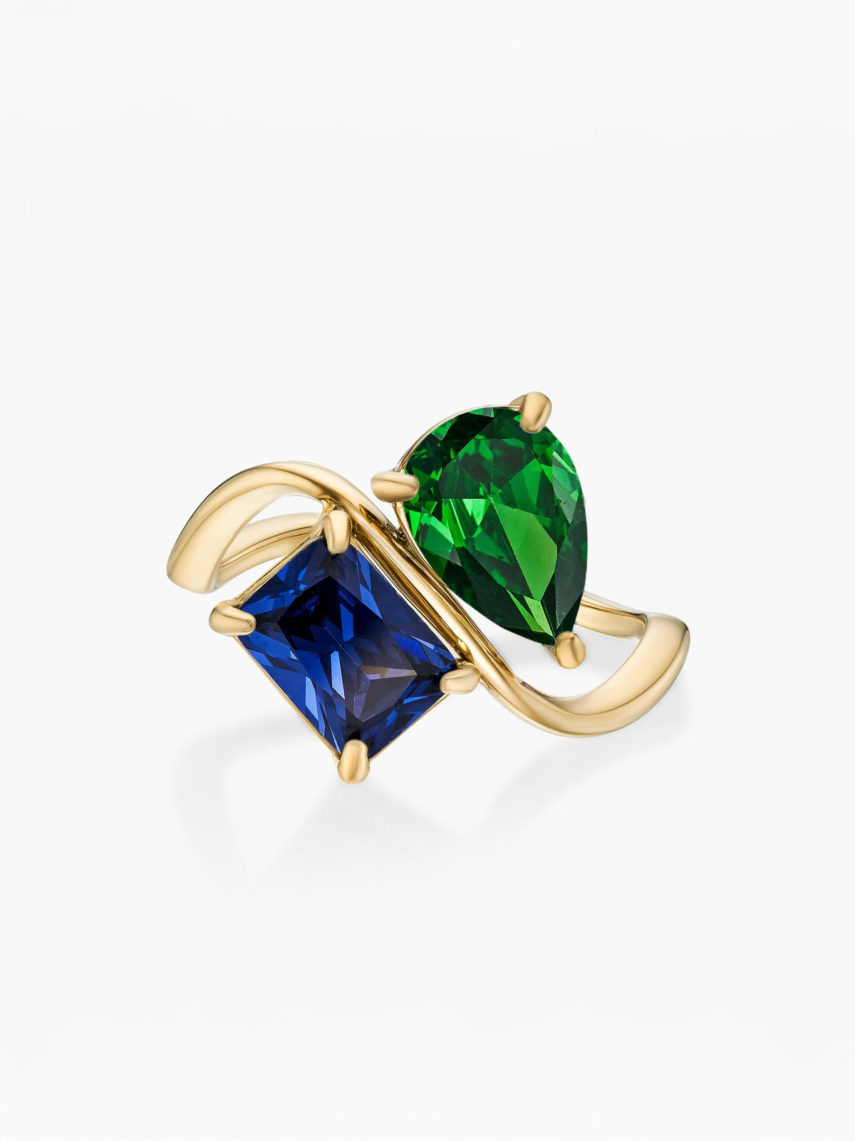 Anillo dos piedras Mayo-Esmeralda (pera) y Septiembre-Zafiro (rectángulo) dorado