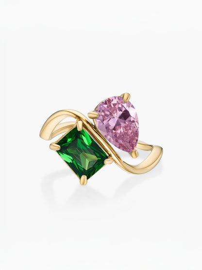 Anillo dos piedras Octubre-Turmalina Rosa (pera) y Mayo-Esmeralda (rectángulo) dorado