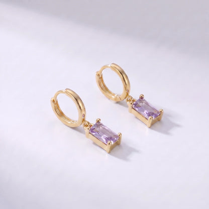 Pendientes con piedra rectangular de nacimiento Junio — Alejandrita