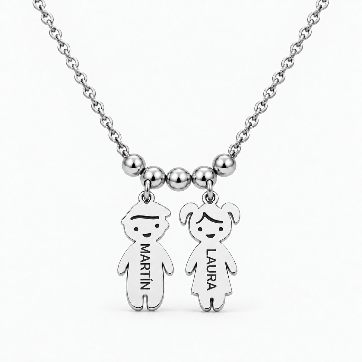 Collar Personalizado con Nombres de tus Hijos plateado — dos hijos, Martín y Laura