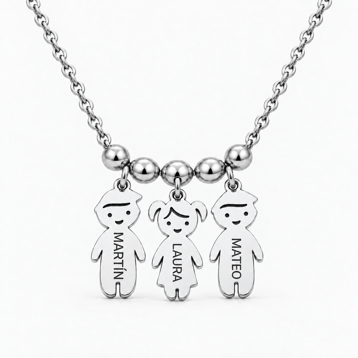 Collar Personalizado con Nombres de tus Hijos plateado — tres hijos, Martín, Laura y Mateo