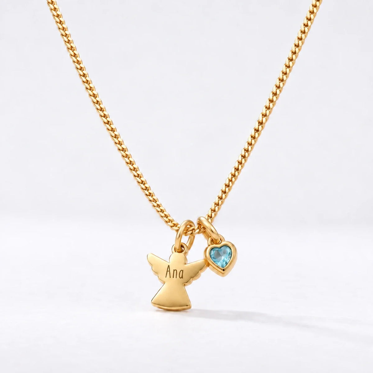 Collar Ángel con Nombre dorado — Marzo — Aguamarina
