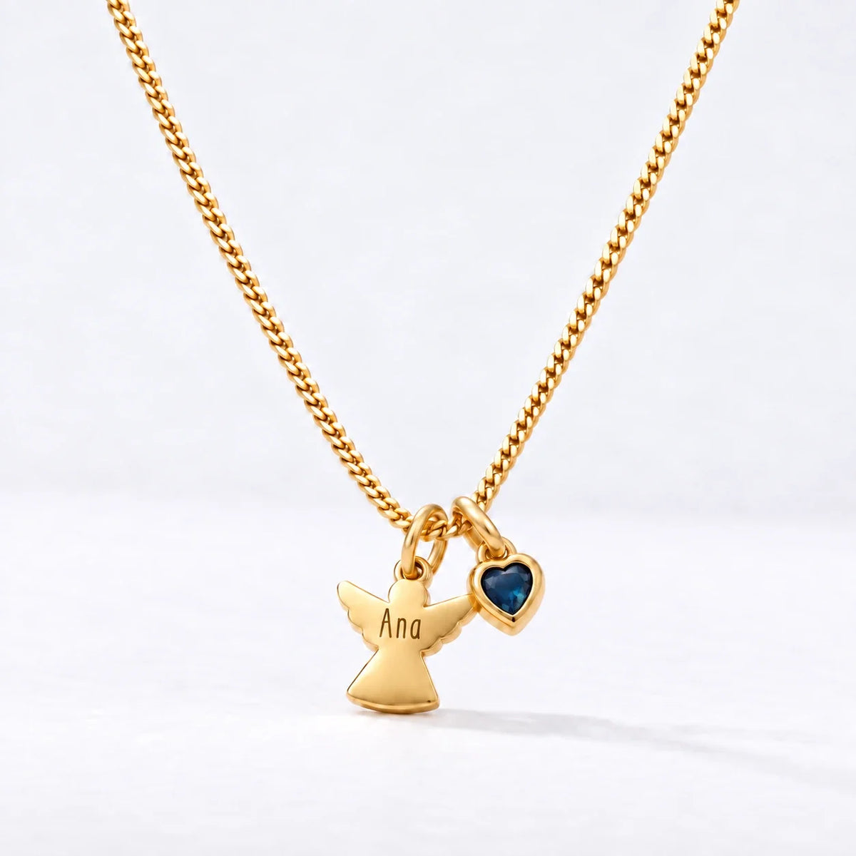 Collar Ángel con Nombre dorado — Septiembre — Zafiro