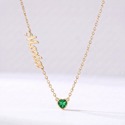 Collar Nombre y Coração de Nascimento Dorado — Mayo — Esmeralda
