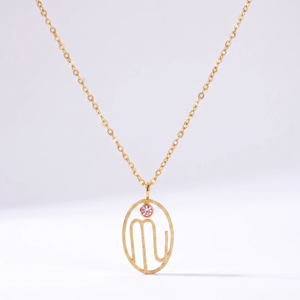 Collar signo del zodíaco con runa Escorpio