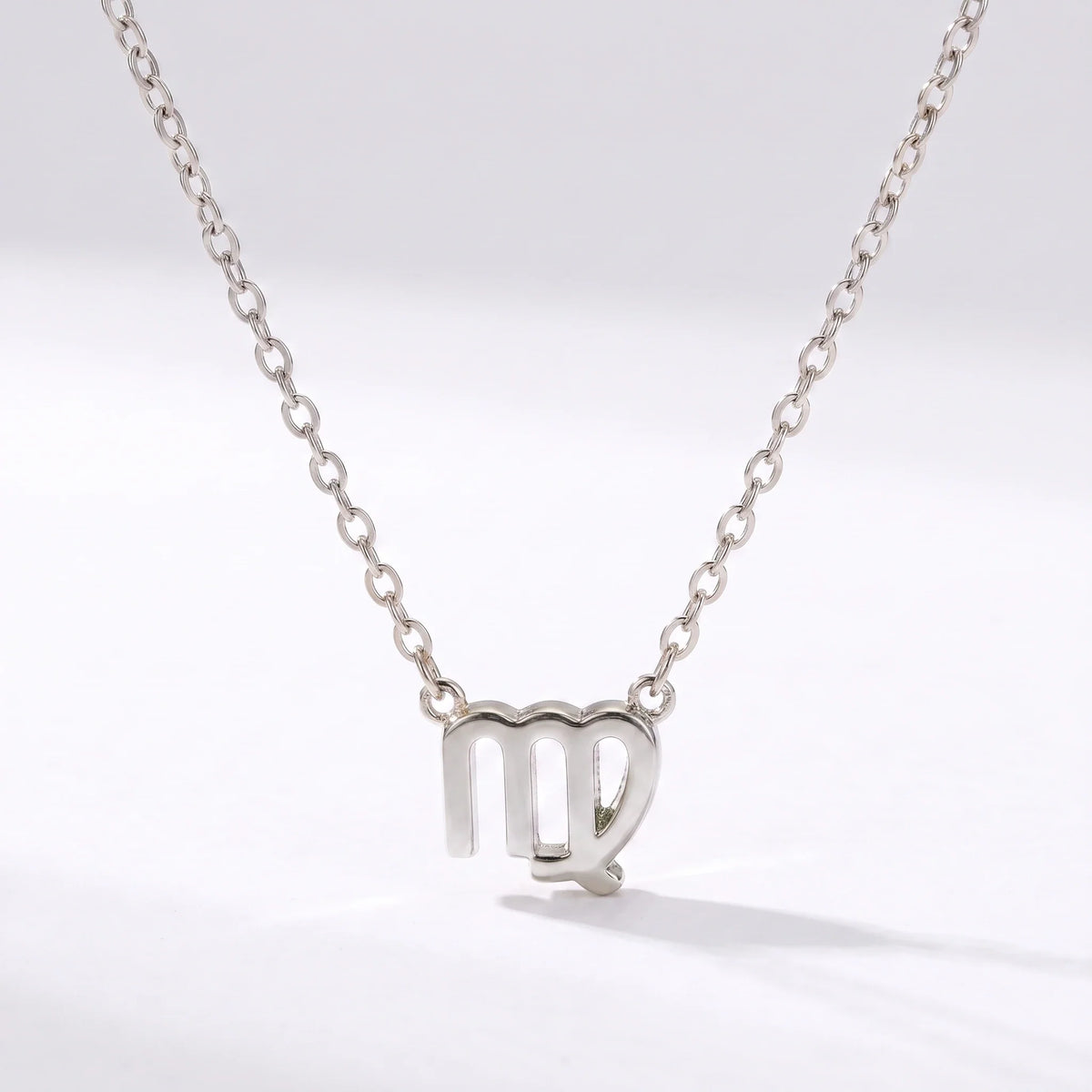 Collar símbolo del zodíaco Virgo plateado