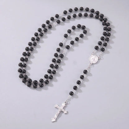 Collar rosario de perlas Negro posado