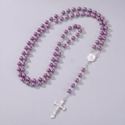 Collar rosario de perlas Morado posado