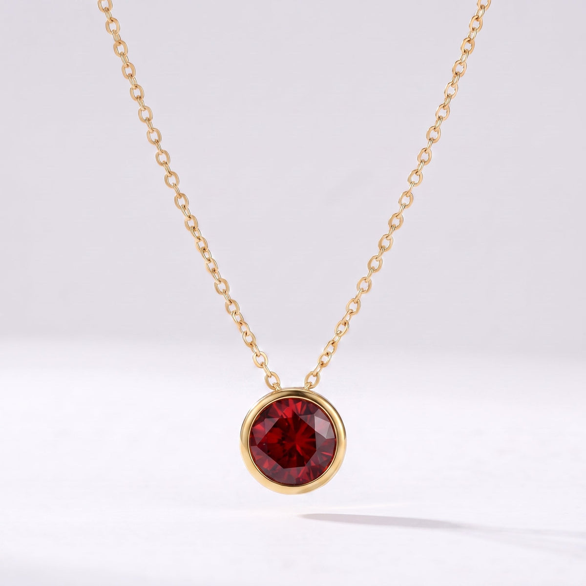 Collar piedra de nacimiento Enero — Granate dorado