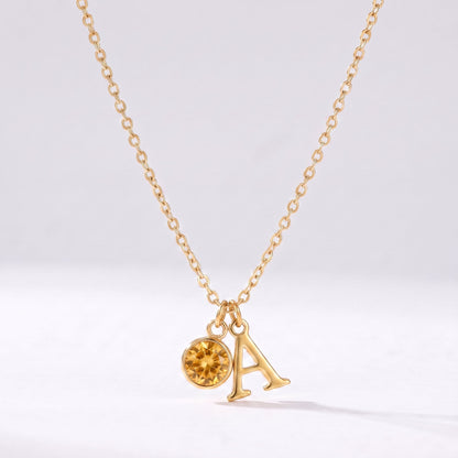 Collar letra A dorado con piedra de nacimiento Noviembre — Citrino