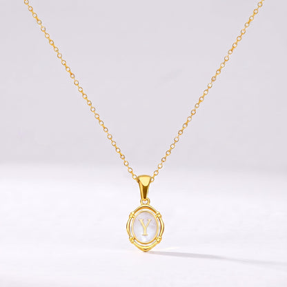 Collar oval con letra personalizada Y dorado