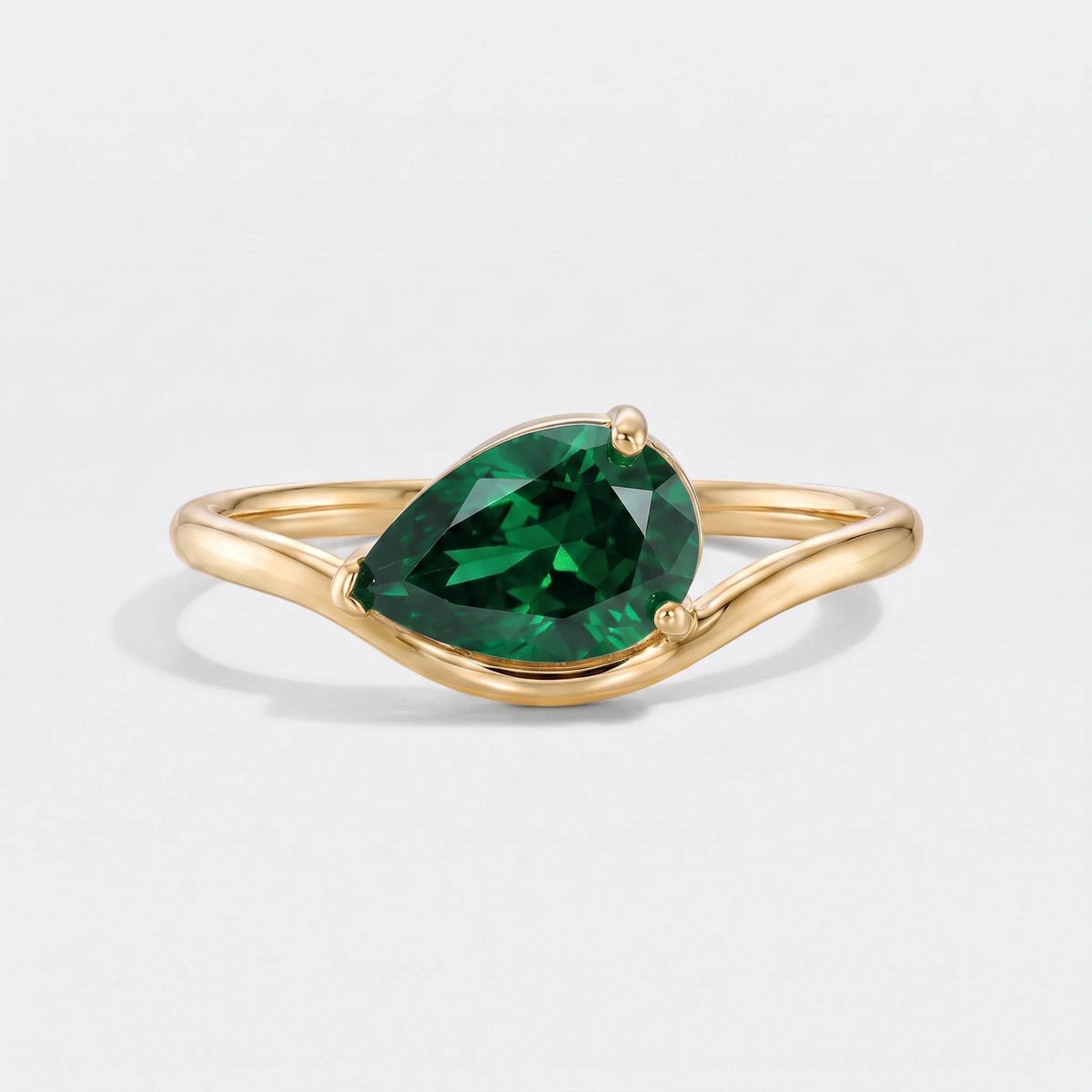Anillo piedra de nacimiento corte pera Mayo — Esmeralda