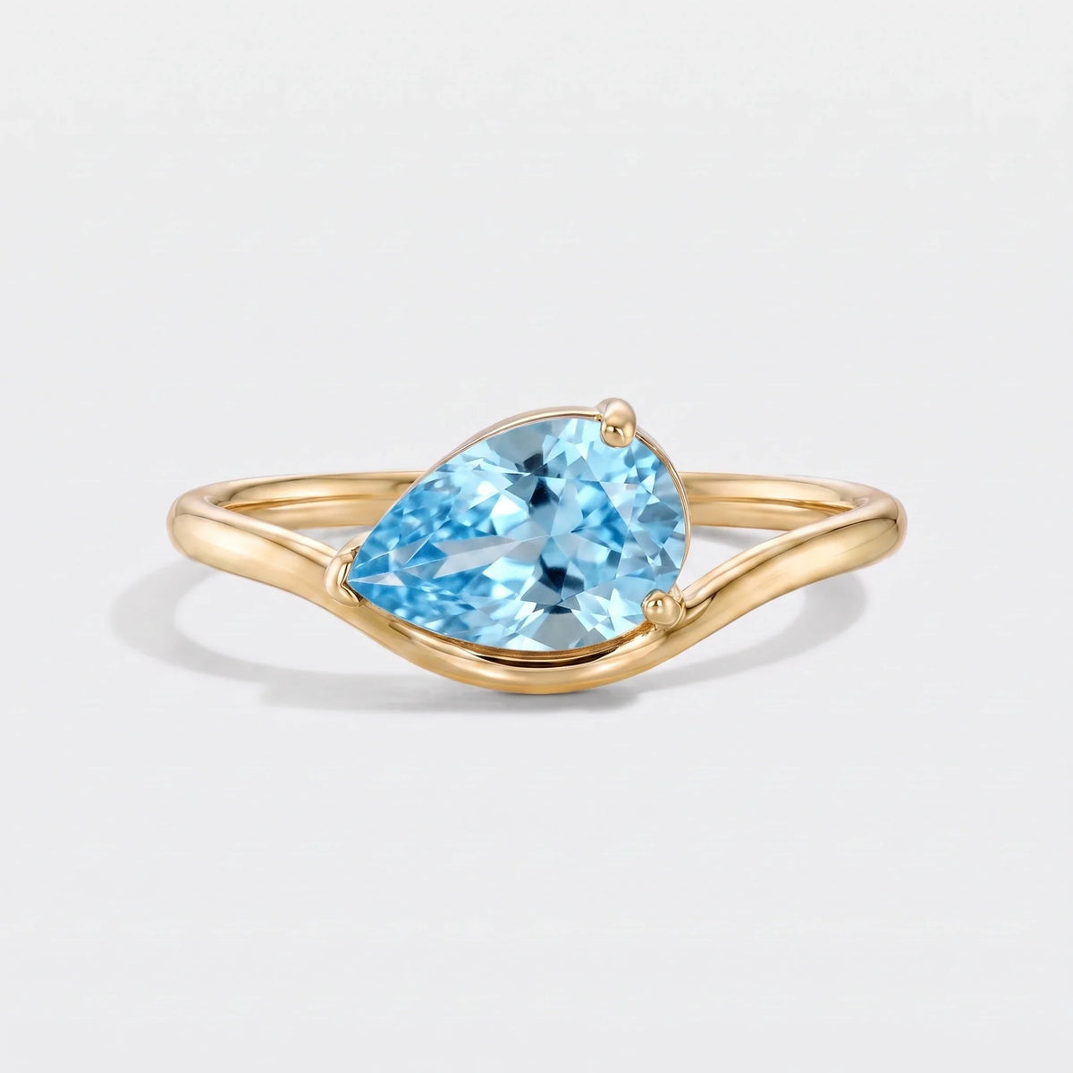 Anillo piedra de nacimiento corte pera Marzo — Aguamarina