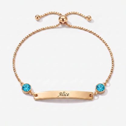 Pulsera personalizada con nombre, placa y piedra de nacimiento dorada — Marzo, Aguamarina — placa grabable y dos piedras
