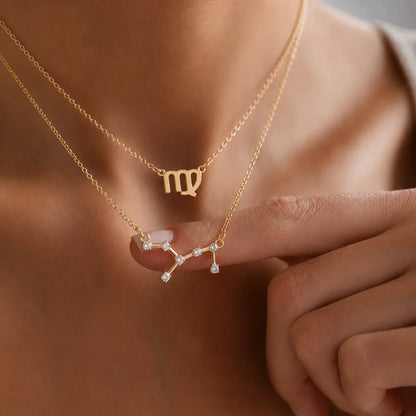 Collares signo y constelación Virgo dorado en capas en el modelo