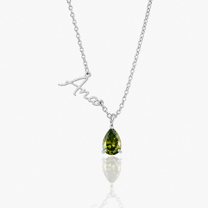 Collar Nombre y piedra de nacimiento plateado — Agosto — Peridoto