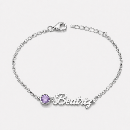 Pulsera con nombre y piedra de nacimiento plateada — Junio — Alejandrita, nombre Beatriz