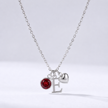 Collar letra E plateado con piedra de nacimiento y coração