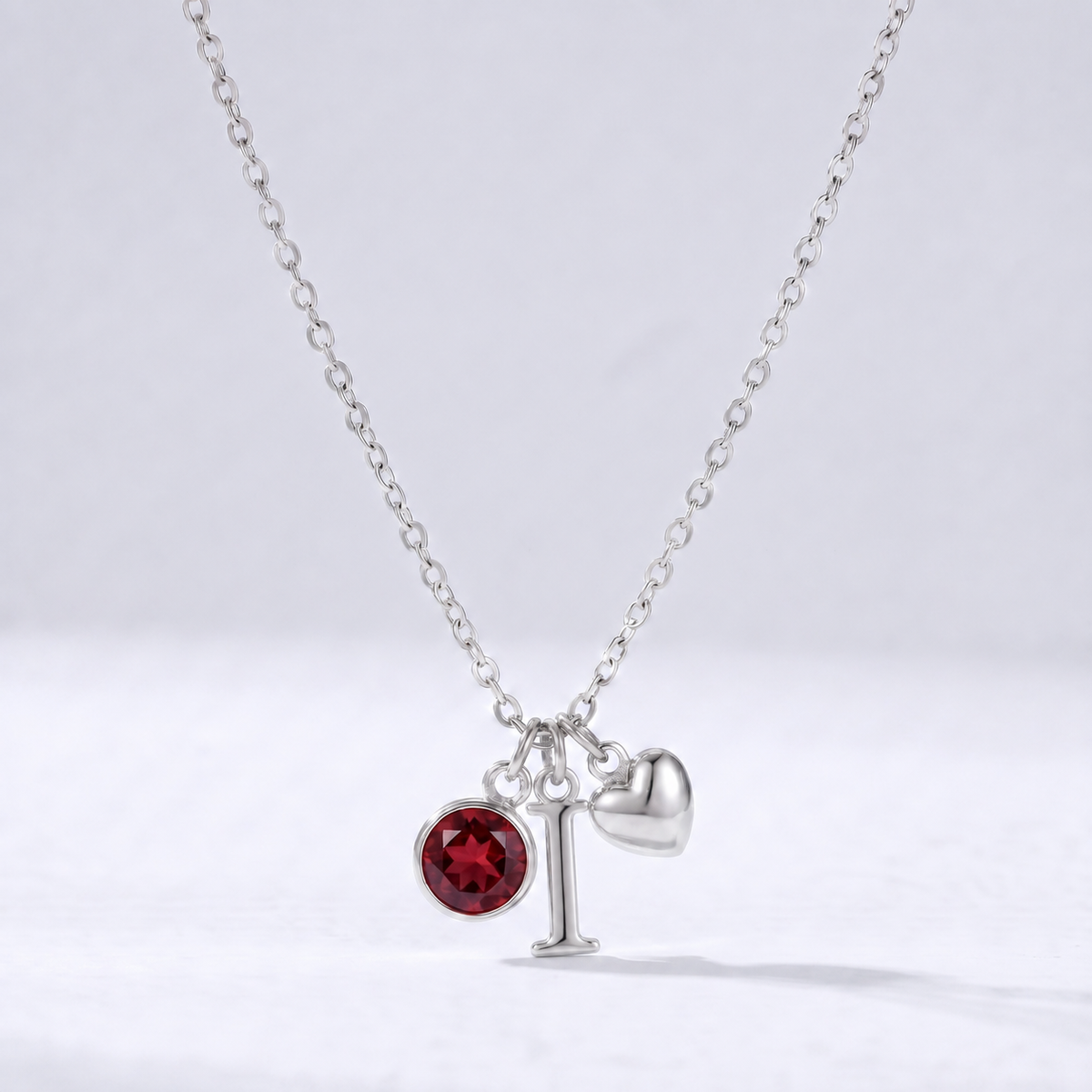 Collar letra I plateado con piedra de nacimiento y coração