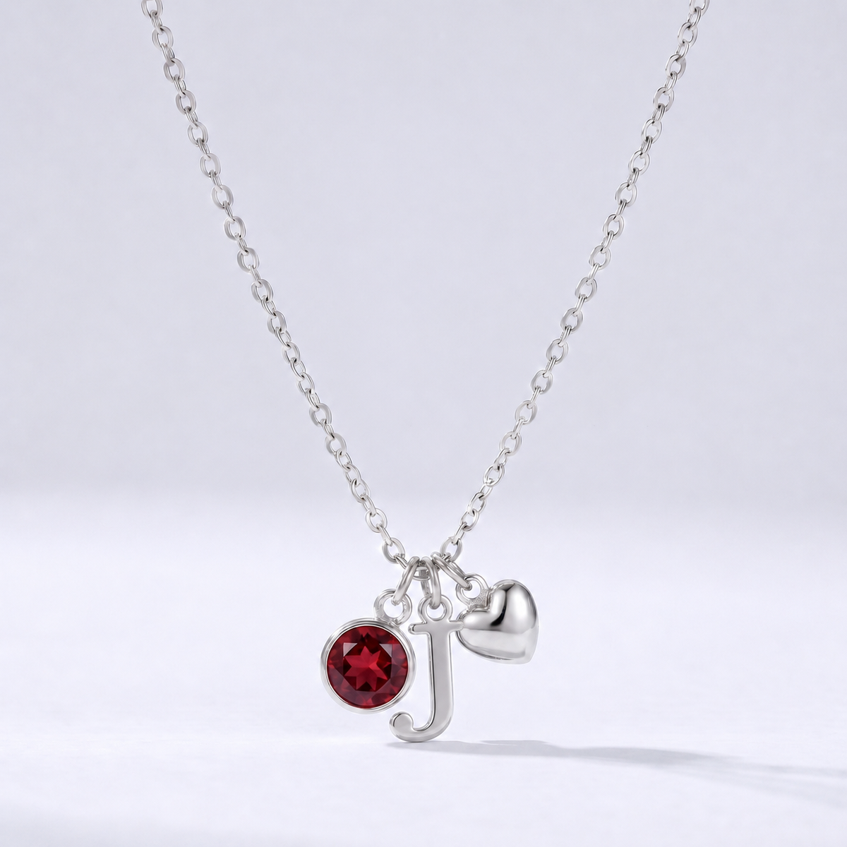 Collar letra J plateado con piedra de nacimiento y coração