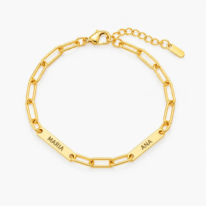 Pulsera de Eslabones dorada personalizada con tres nombres