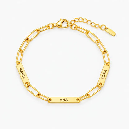 Pulsera de Eslabones dorada personalizada con cuatro nombres